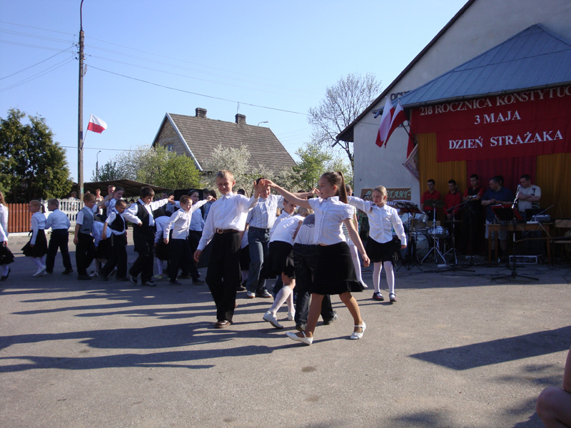 Obchody 3 Maja i Dnia Strażaka w Narwi