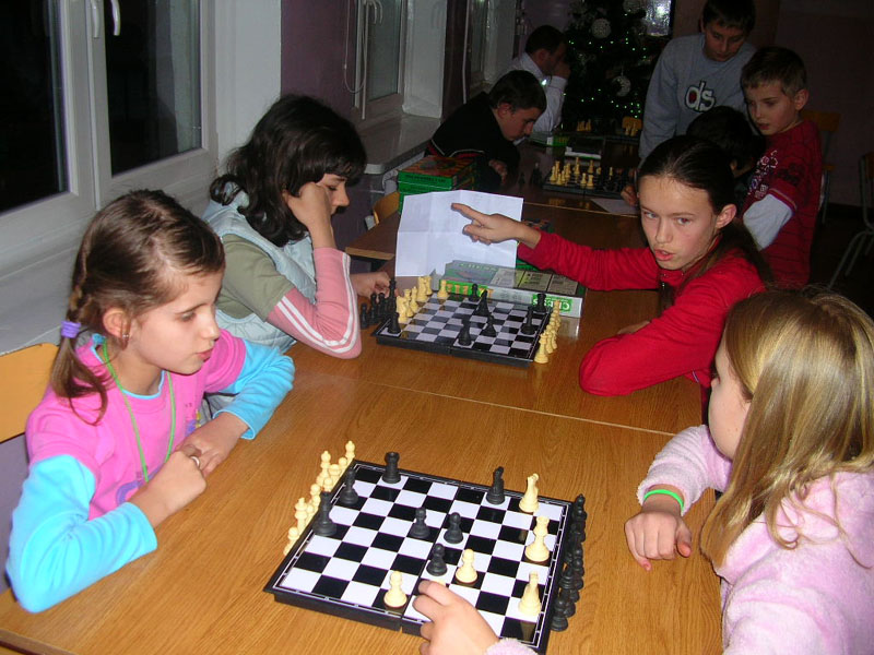 Turniej szachowy i warcabowy