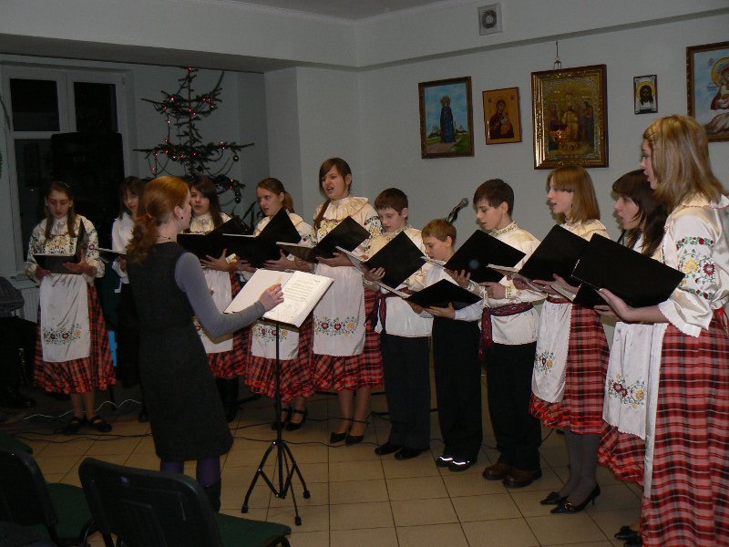 Żywie jaszcze tradycja - kolędy w Krzywcu