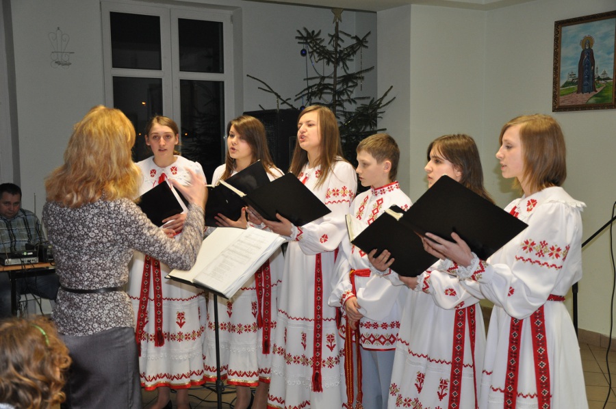 Żywie jaszcze tradycyja - kolędy w Krzywcu